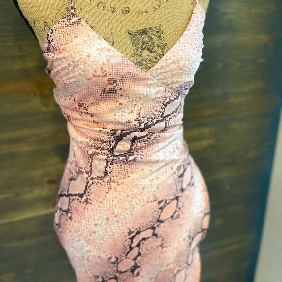 NWT Satin Pink Long Surplice Slip Dress Women's Bohemian Animal Print M & L - Picture 10 of 15